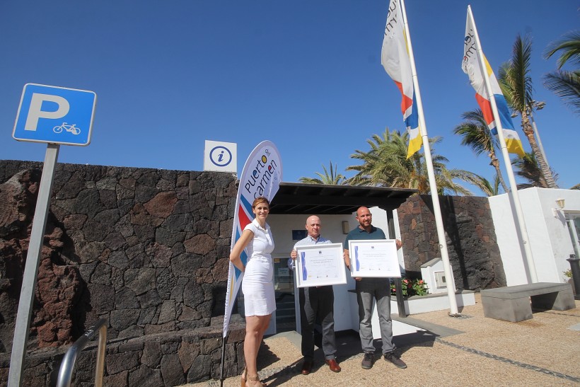 The two tourist information offices of Puerto del Carmen receive the seal for their high quality